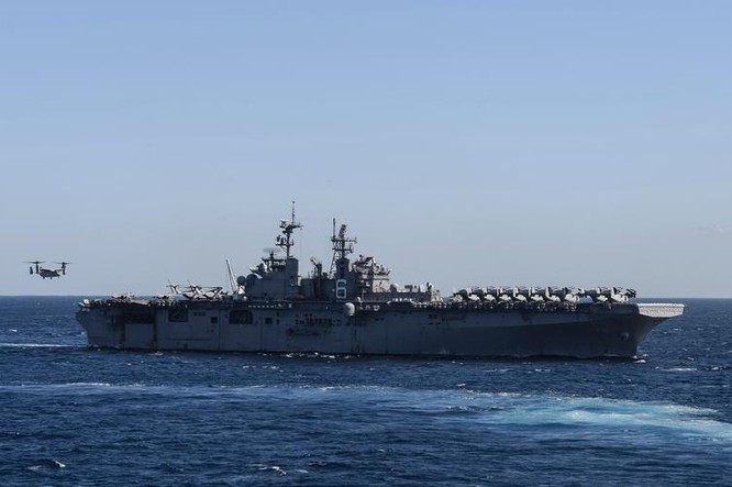 Tàu tấn công đổ bộ USS Bonhomme Richard LHD-6. Ảnh: navy.mil
