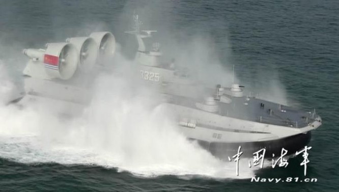 Hạm đội Nam Hải Trung Quốc cho tàu đệm khí Zubr tập trận đánh chiếm đảo tầm xa ở Biển Đông ảnh 4