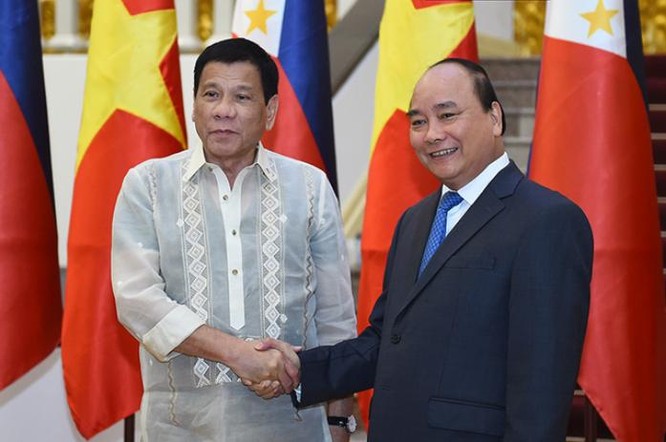 Ngày 29/9/2016, Thủ tướng Chính phủ Nguyễn Xuân Phúc tiếp Tổng thống Philippines Rodrigo Duterte.