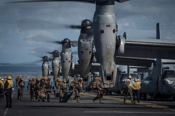 Máy bay vận tải cánh xoay nghiêng MV-22 Osprey của Thủy quân lục chiến Mỹ. Ảnh: USNI News