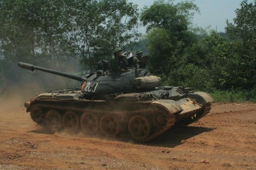 Xe tăng T55 của Lục quân Việt Nam. Ảnh: Sina