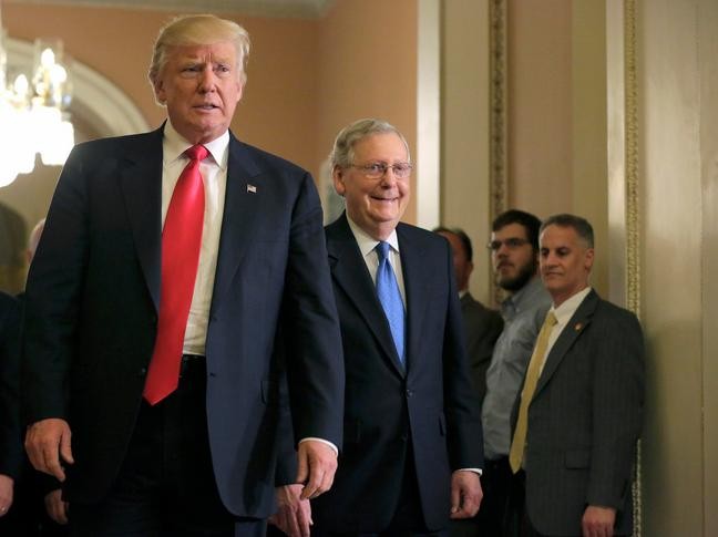 Tổng thống đắc cử Mỹ Donald Trump chuẩn bị hội đàm với Thủ tướng Nhật Bản Shinzo Abe. Ảnh: The Japan Times