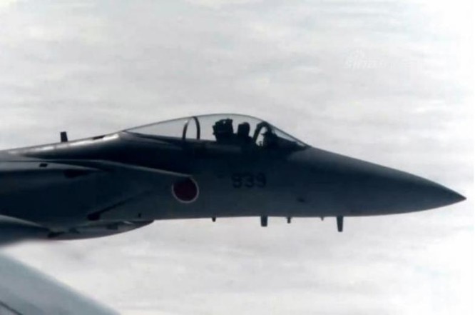 Máy bay chiến đấu F-15 của Lực lượng Phòng vệ Trên không Nhật Bản cất cánh đánh chặn máy bay quân sự Trung Quốc. Ảnh: Cankao