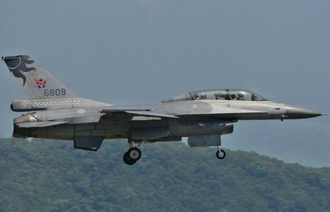 Máy bay chiến đấu F-16A/B hiện có của Không quân Đài Loan. Ảnh: Sina