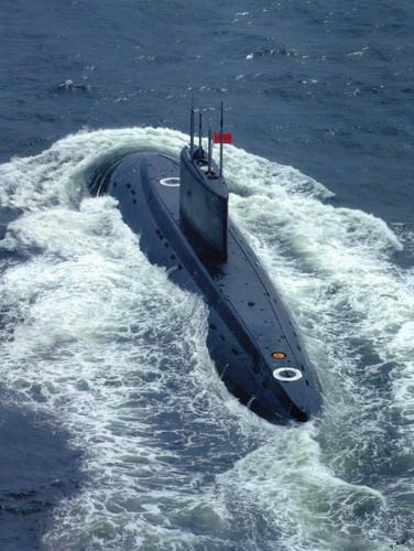 Tàu ngầm thông thường lớp Kilo Hải quân Trung Quốc (ảnh tư liệu)