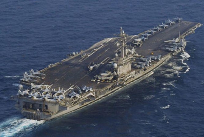 Tàu sân bay USS Carl Vinson, Hải quân Mỹ. Ảnh: RT