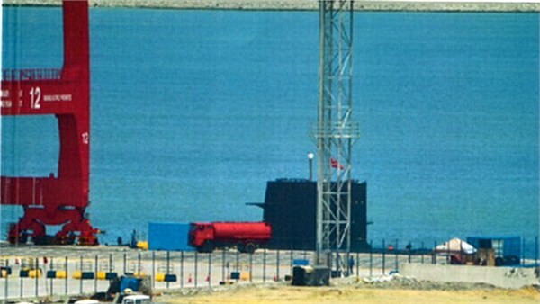 Tàu ngầm thông thường Type 039 Trung Quốc cập cảng Colombo, Sri Lanka (ảnh tư liệu)