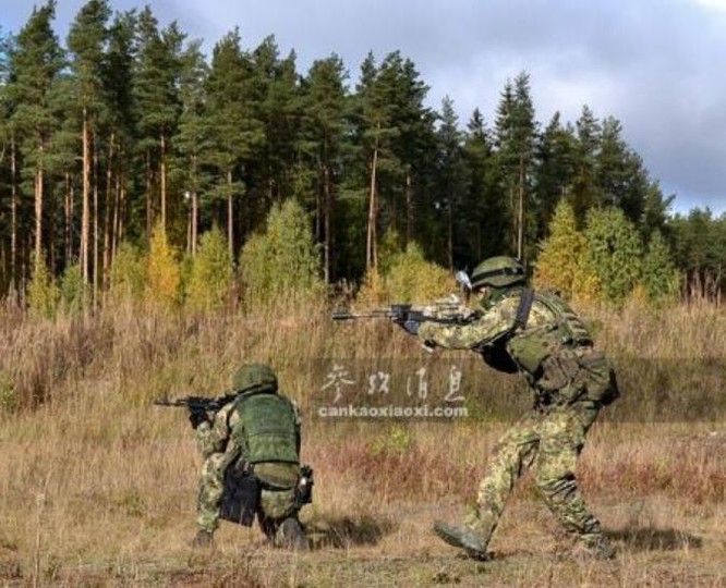 Lực lượng đặc nhiệm quân đội Nga diễn tập tác chiến. Ảnh: Cankao