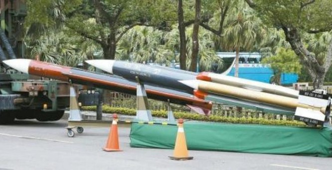 Tên lửa chống hạm Hùng Phong-3 Đài Loan. Ảnh: Sina