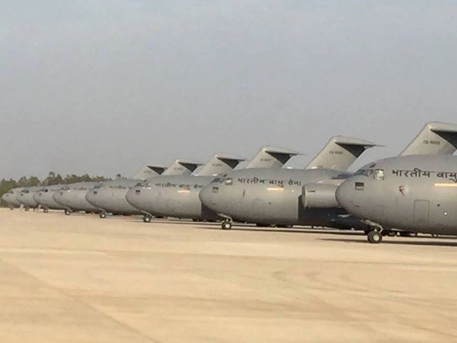 Máy bay vận tải C-17 của Không quân Ấn Độ, mua của Mỹ. Ảnh: Huanqiu.