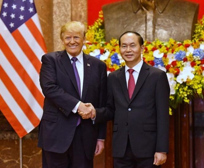 Tổng thống Mỹ Donald Trump và Chủ tịch nước Trần Đại Quang.