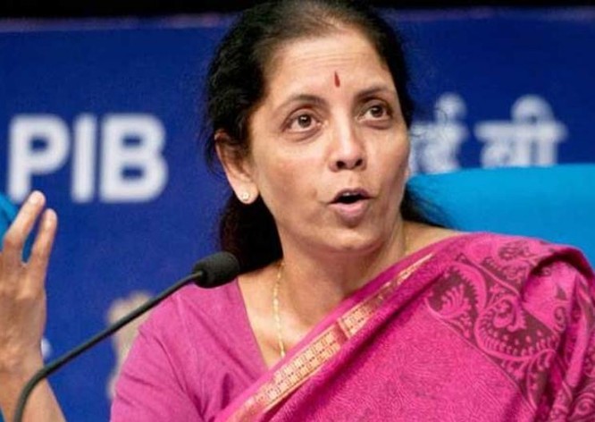 Bộ trưởng Quốc phòng Ấn Độ bà Nirmala Sitharaman. Ảnh: The Financial Express.