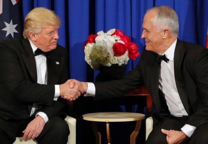 Mỹ và Australia đang củng cố quan hệ đồng minh. Ảnh: Betonpolitics.