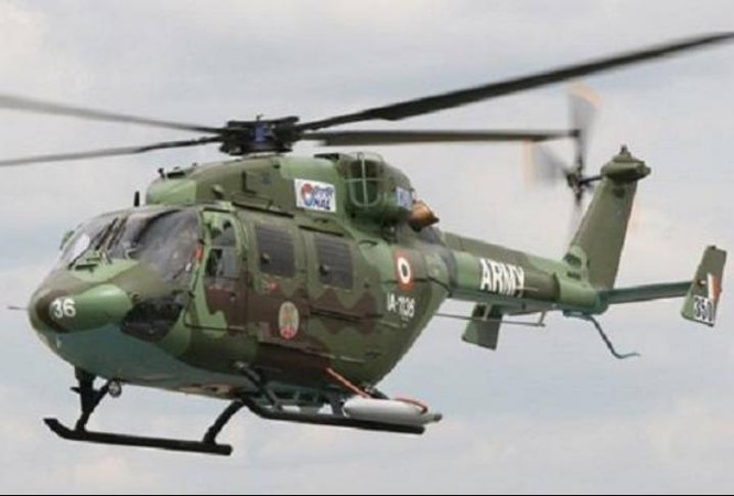 Máy bay trực thăng hạng nhẹ Dhruv do Ấn Độ tự sản xuất. Ảnh: News Nation.