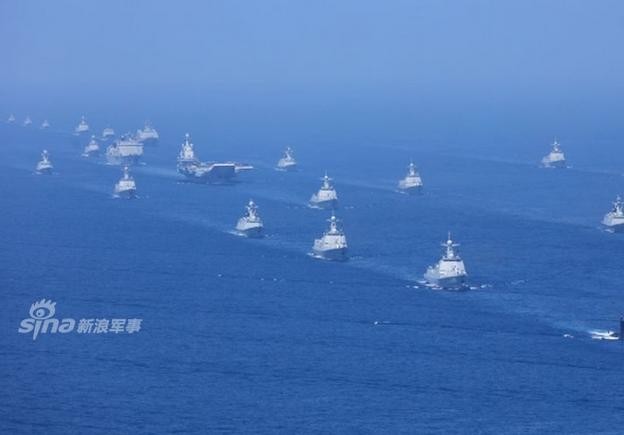Hơn 10.000 quân, 48 chiến hạm Trung Quốc 'diễu võ" chưa từng có trên Biển Đông ảnh 1