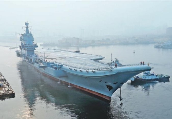 Tàu sân bay Trung Quốc dễ thành "con tin", không dám tham chiến ở biển gần? ảnh 1