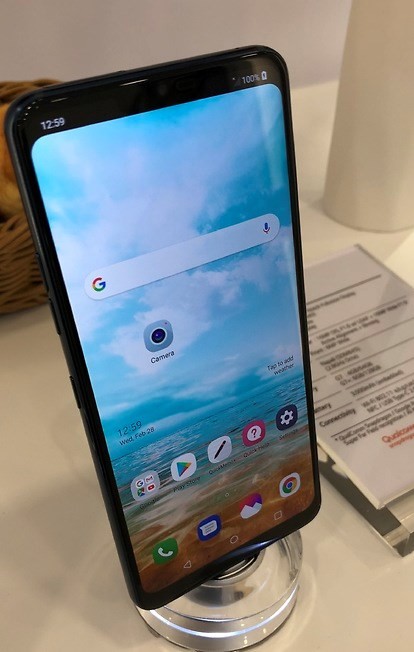 [MWC 2018] LG bí mật trình làng một chiếc điện thoại với tên gọi G7, có tai thỏ - Ảnh 3