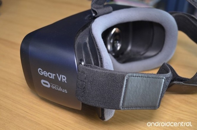 Hướng dẫn vệ sinh kính thực tế ảo Samsung Gear VR - Ảnh 1
