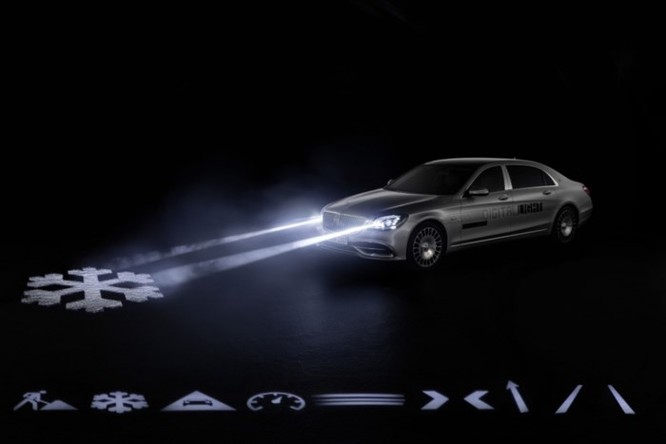Mercedes-Maybach với Digital Light 'vẽ' được những gì lên mặt đường? ảnh 4