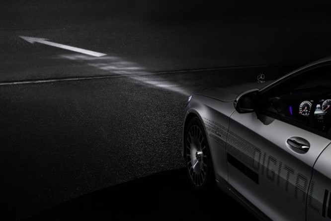 Mercedes-Maybach với Digital Light 'vẽ' được những gì lên mặt đường? ảnh 9