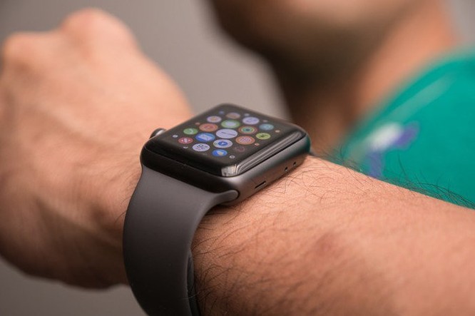 Apple bị kiện vì tính năng theo dõi nhịp tim trên Apple Watch ảnh 1