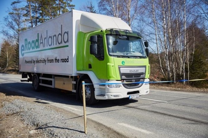 Thụy Điển mở đường cao tốc sạc điện đầu tiên trên thế giới ảnh 2