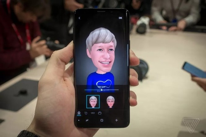 Bằng sáng chế của Samsung cho phép trò chuyện video với AR Emoji ảnh 1