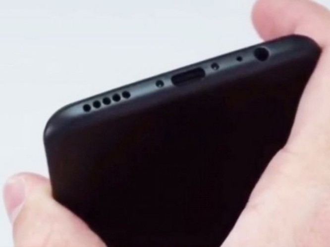 OnePlus 6 tiếp tục rò rỉ hình ảnh thực với màn hình 'tai thỏ' ảnh 3
