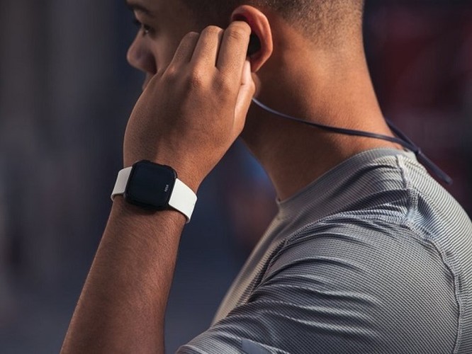 8 lý do nên mua smartwatch Fitbit hơn là Apple Watch ảnh 7