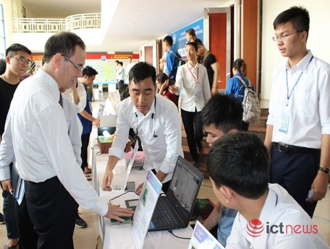 PTIT sẽ hợp tác với các doanh nghiệp ICT lớn thiết lập Quỹ Khoa học công nghệ ảnh 1