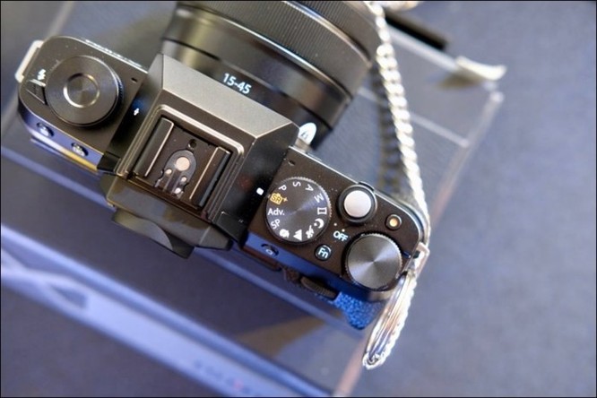 Fujifilm giới thiệu máy ảnh không gương lật XT-100 tại Việt Nam, giá 14,49 triệu đồng ảnh 4