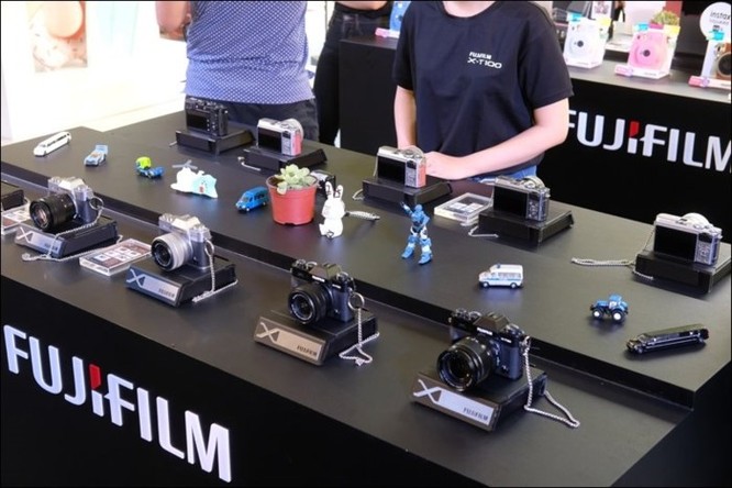 Fujifilm giới thiệu máy ảnh không gương lật XT-100 tại Việt Nam, giá 14,49 triệu đồng ảnh 7