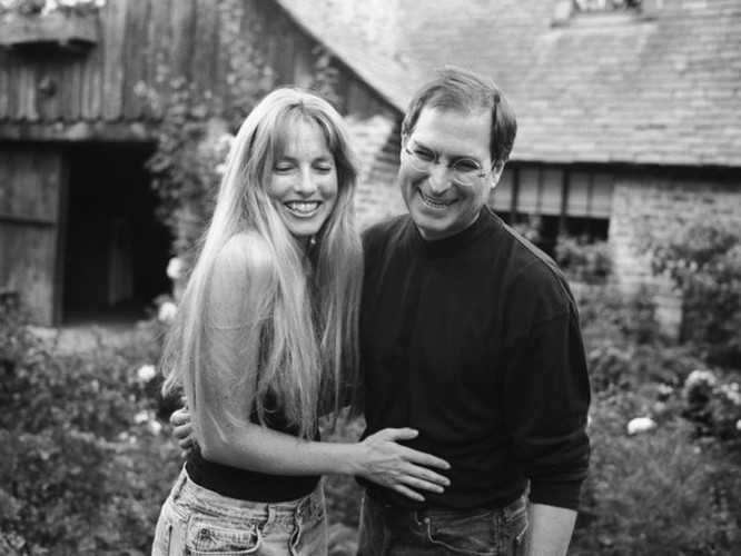 Vợ mới của Steve Jobs lần đầu cởi mở về mối quan hệ lạnh nhạt giữa chồng và con gái của vợ cũ ảnh 1