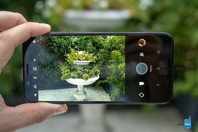 HTC U12 Life ra mắt: cấu hình tầm trung, màu sắc độc đáo ảnh 7
