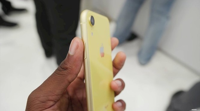 Cận cảnh 6 màu sắc rực rỡ của iPhone XR chính hãng vừa mở bán ảnh 14