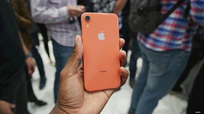 Cận cảnh 6 màu sắc rực rỡ của iPhone XR chính hãng vừa mở bán ảnh 17