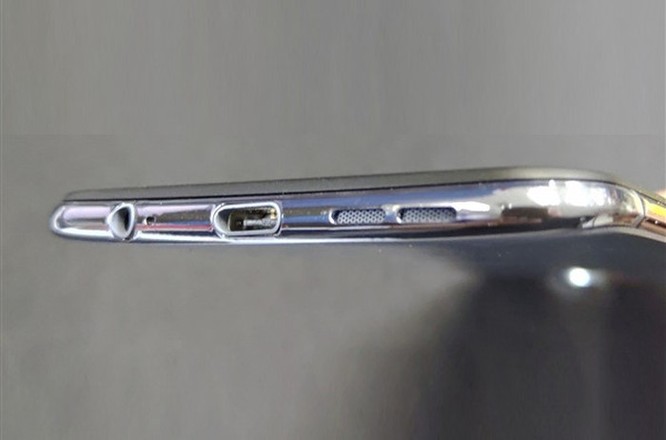 Zenfone 6 màn hình 'nốt ruồi' lộ diện ảnh 6