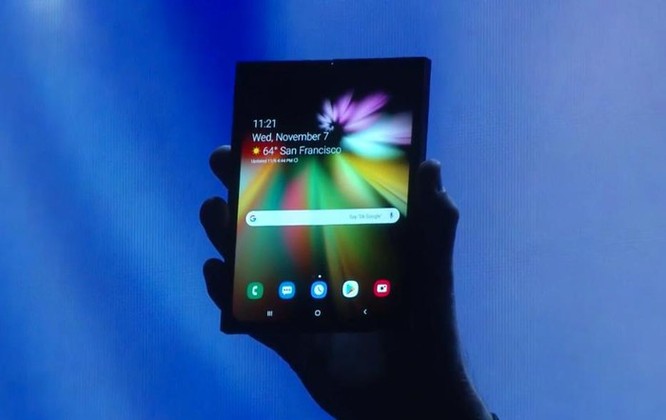Samsung phát hành smartphone màn hình gập, giá 40 triệu đồng ảnh 3