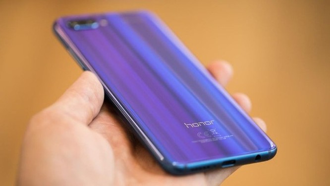 9 smartphone có màu đẹp nhất năm 2018 ảnh 11
