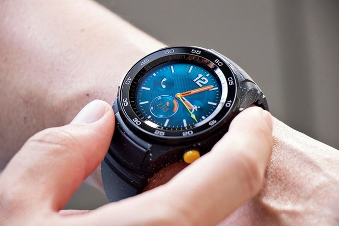 Những mẫu smartwatch giảm giá mạnh cận Tết ảnh 4