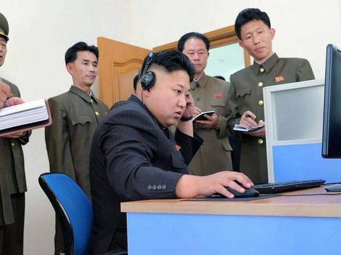 Ông Kim Jong Un và Donald Trump, ai rành công nghệ hơn? ảnh 2