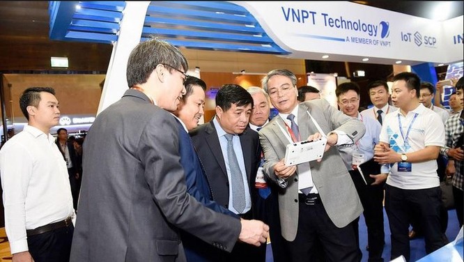 VNPT đưa nhiều công nghệ mới vào các sản phẩm công nghệ công nghiệp viễn thông ảnh 1