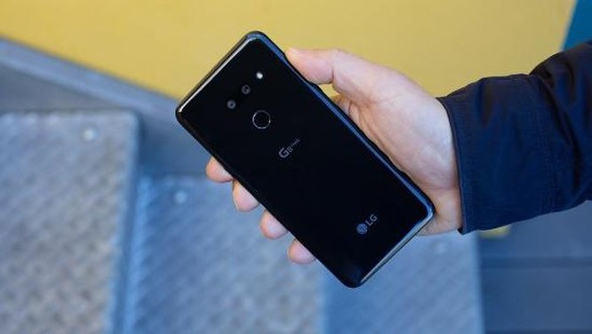 Cận cảnh LG G8 ThinQ:Smartphone đầu tiên trên thế giới quay phim xóa phông ảnh 2