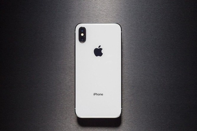 5 năm, giá khởi điểm của iPhone tăng gấp đôi tại Việt Nam ảnh 6