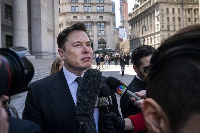 Elon Musk: 10 tháng nữa Tesla sẽ hết tiền, phải 'ăn kiêng' ảnh 1