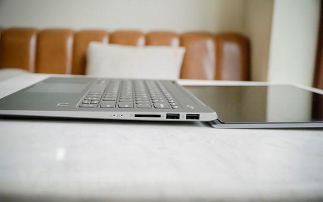 Lenovo trình làng laptop siêu mỏng giá từ 6,099 triệu đồng ảnh 2