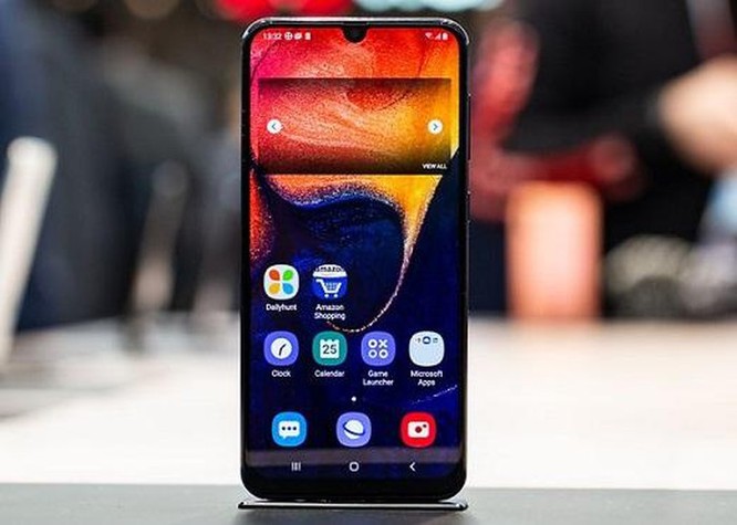 Top 6 smartphone nổi bật của Samsung hiện giờ ảnh 4