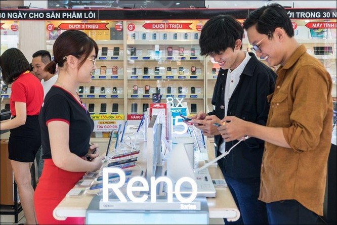 Oppo Reno phiên bản chuẩn chính thức mở bán, được đánh giá cao về thiết kế và tính năng ảnh 3