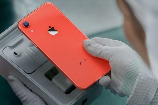 iPhone 11 có thể đắt hơn 300 USD so với iPhone XS ảnh 2