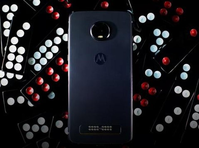 Motorola Moto Z4: Smartphone 5G rẻ nhất đáng mua? ảnh 4